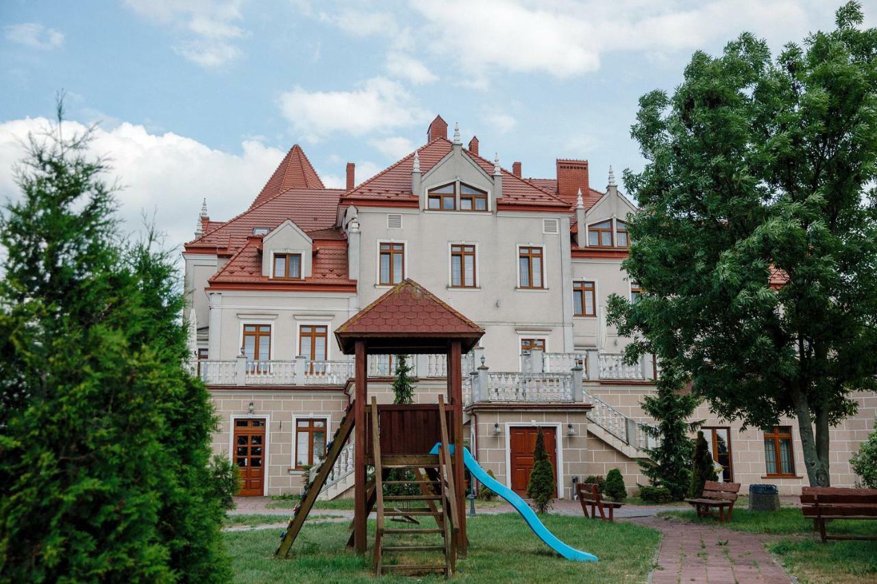 Palac Koronny Noclegi & Wypoczynek Wodzisław Esterno foto